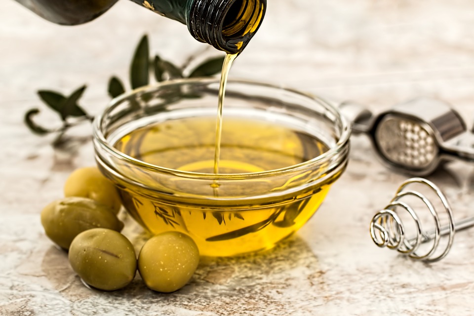 olive-oil-968657_960_720